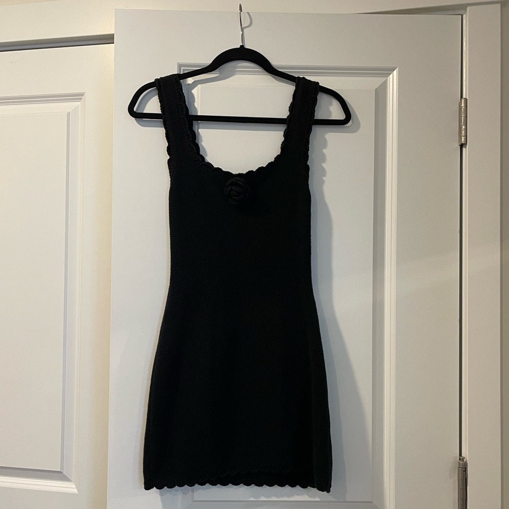 wild fable (target) black rose crochet mini